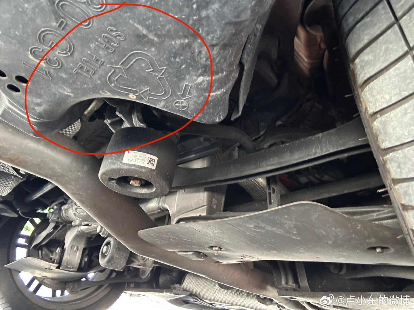 帮泰国车友验了一辆 G30 523d，这一代的柴油宝马已经全面抛弃反人类设计的 