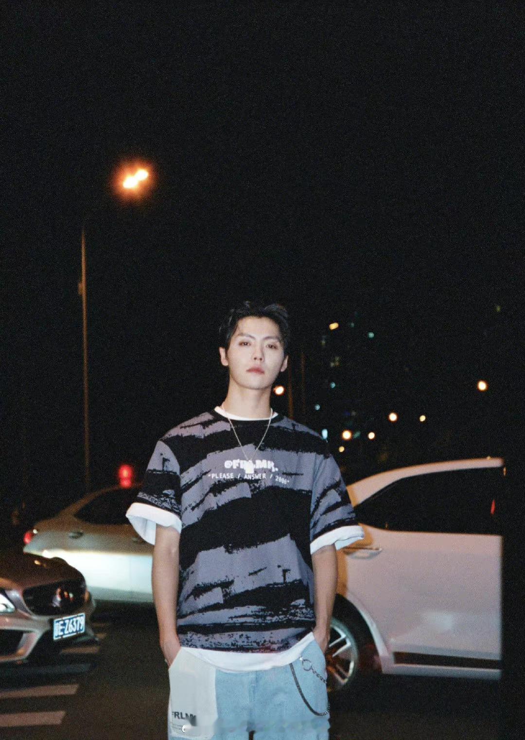 😎​​​