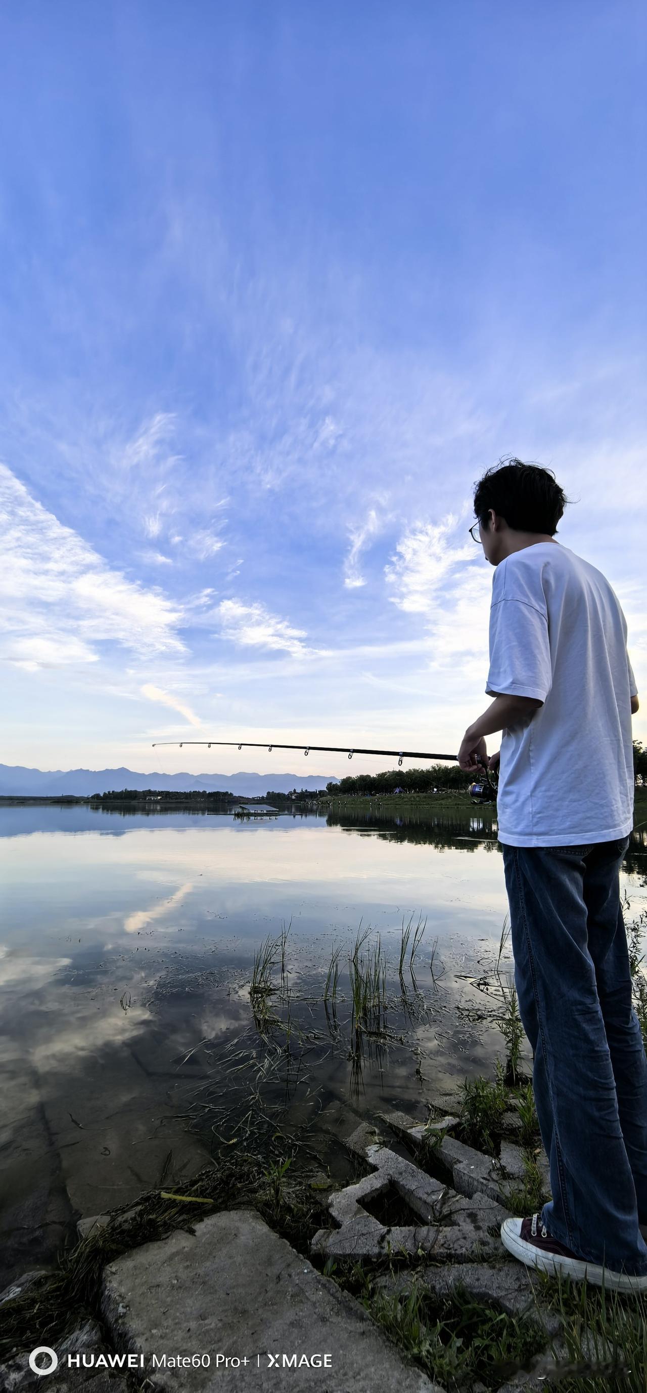 记录我的20262026年的初夏，两位老同志实在没事干，决定去昆明湖甩两杆。