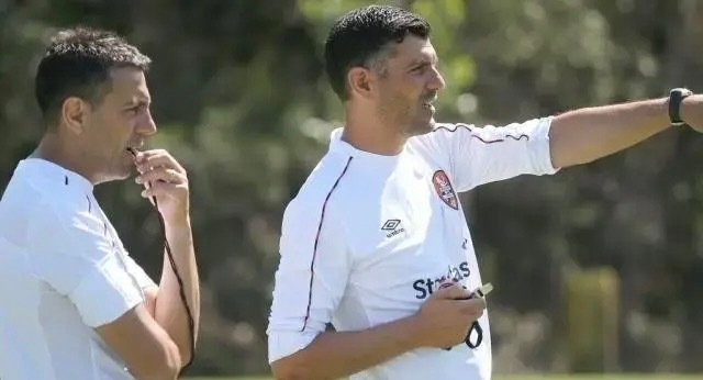 阿洛伊西兄弟上任中超！哥哥罗斯-阿洛伊西执教浙江，弟弟约翰-阿洛伊西执教成都蓉城