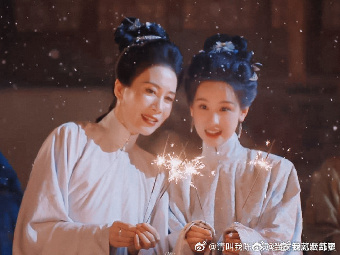 陈都灵戏里戏外都是妈宝女庄寒雁妥妥的妈宝女 我们庄寒雁果然是妥妥的妈宝女，抓紧和