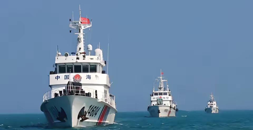 台湾三艘船围堵大陆一艘海警船，围了34小时。你真以为这是一场势均力敌的海上对峙？