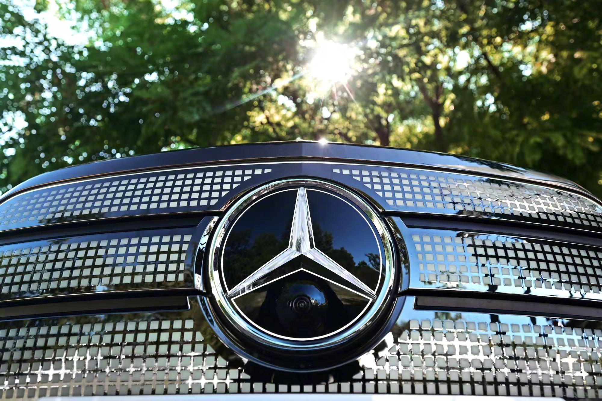 定价29.99万元起，高配搭载S级同源空悬，全新梅赛德斯-奔驰纯电GLC正式上市