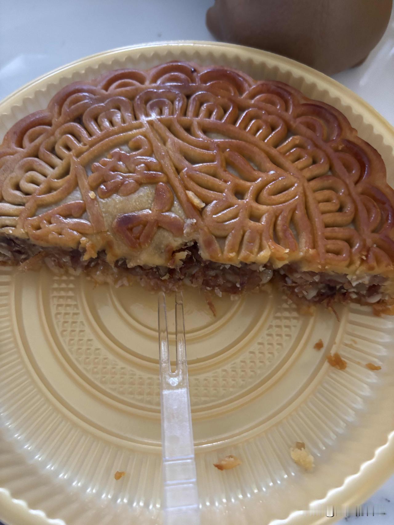 感觉太受气了，被他整天pua 和精神控制。
昨天过节，他从睁开眼睛就张罗回我妈家