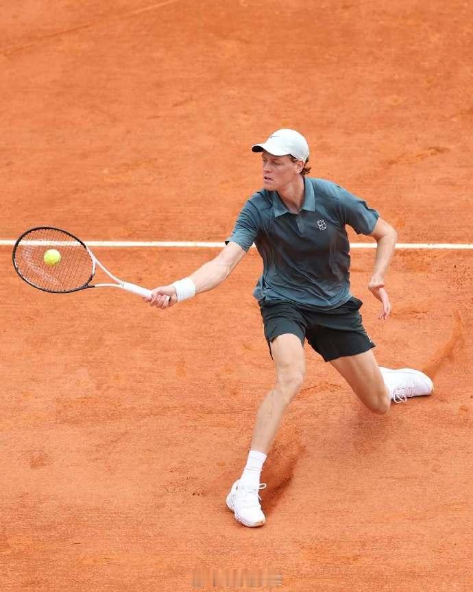 辛纳战胜马哈奇 晋级蒙特卡洛八强ATP1000蒙特卡洛大师赛第三轮，2号种子辛纳