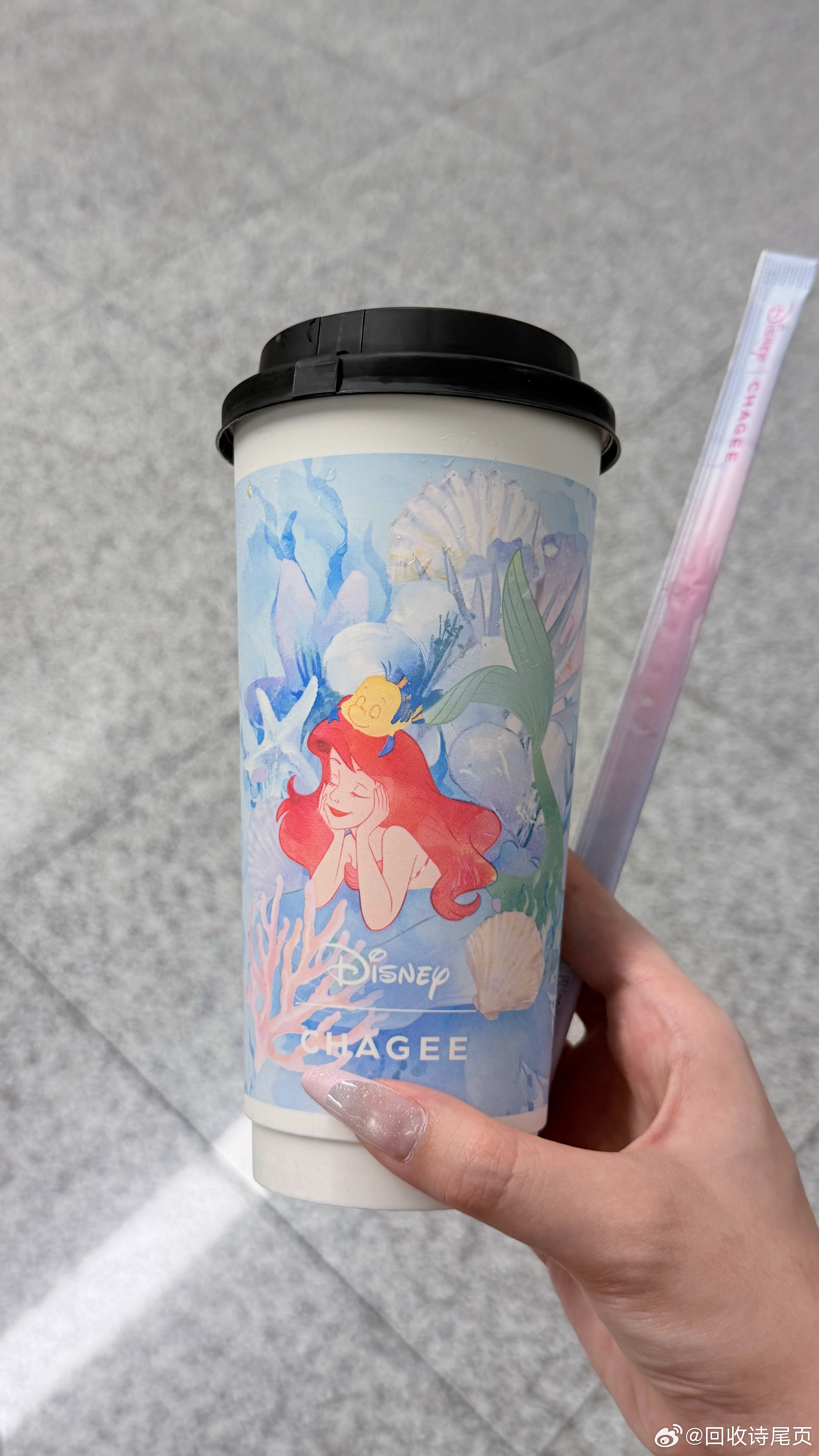 姐妹是那种会因为赠品买东西的人[流鼻血]霸王茶姬和迪士尼联名真的好漂亮啊吸管还是