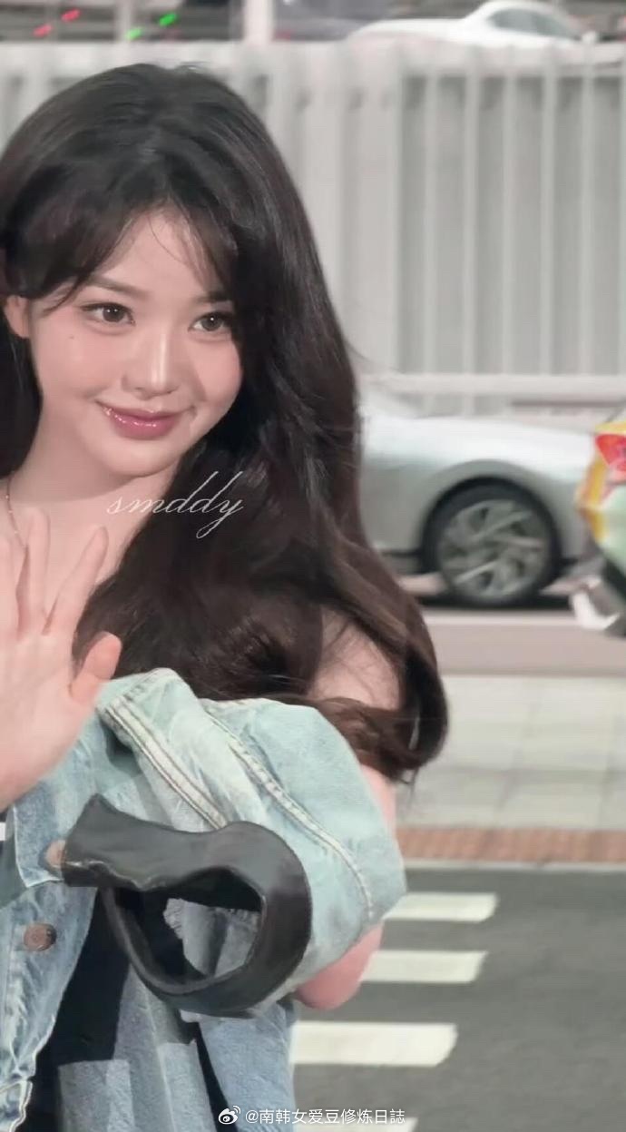 就说乱儿照片自带香气 🥺 ​​​