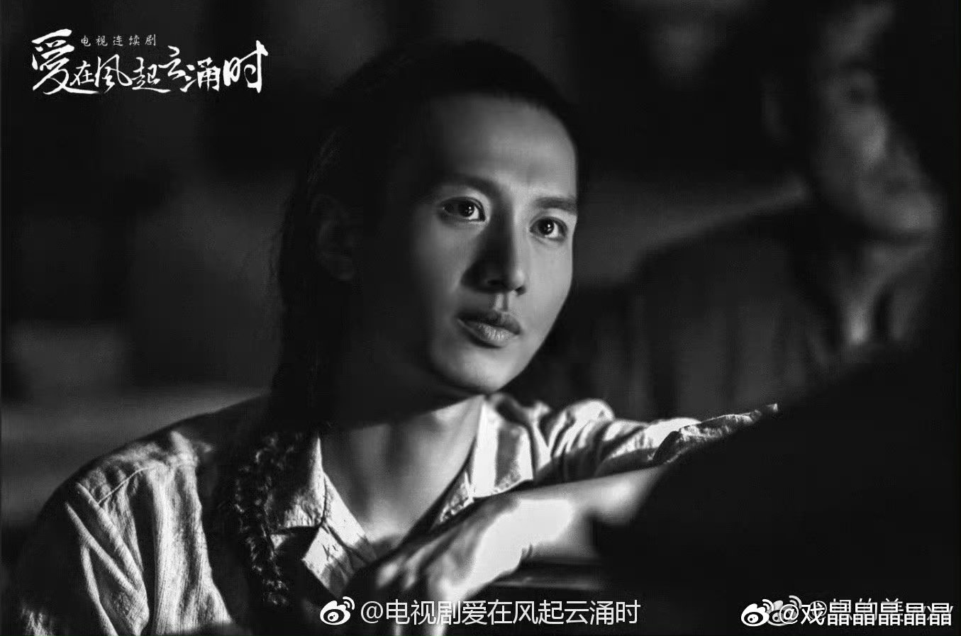 激动的心，颤抖的手梁女士说爱在风起云涌时今年终于要来了梁女士最爱的老の的铁汉柔情