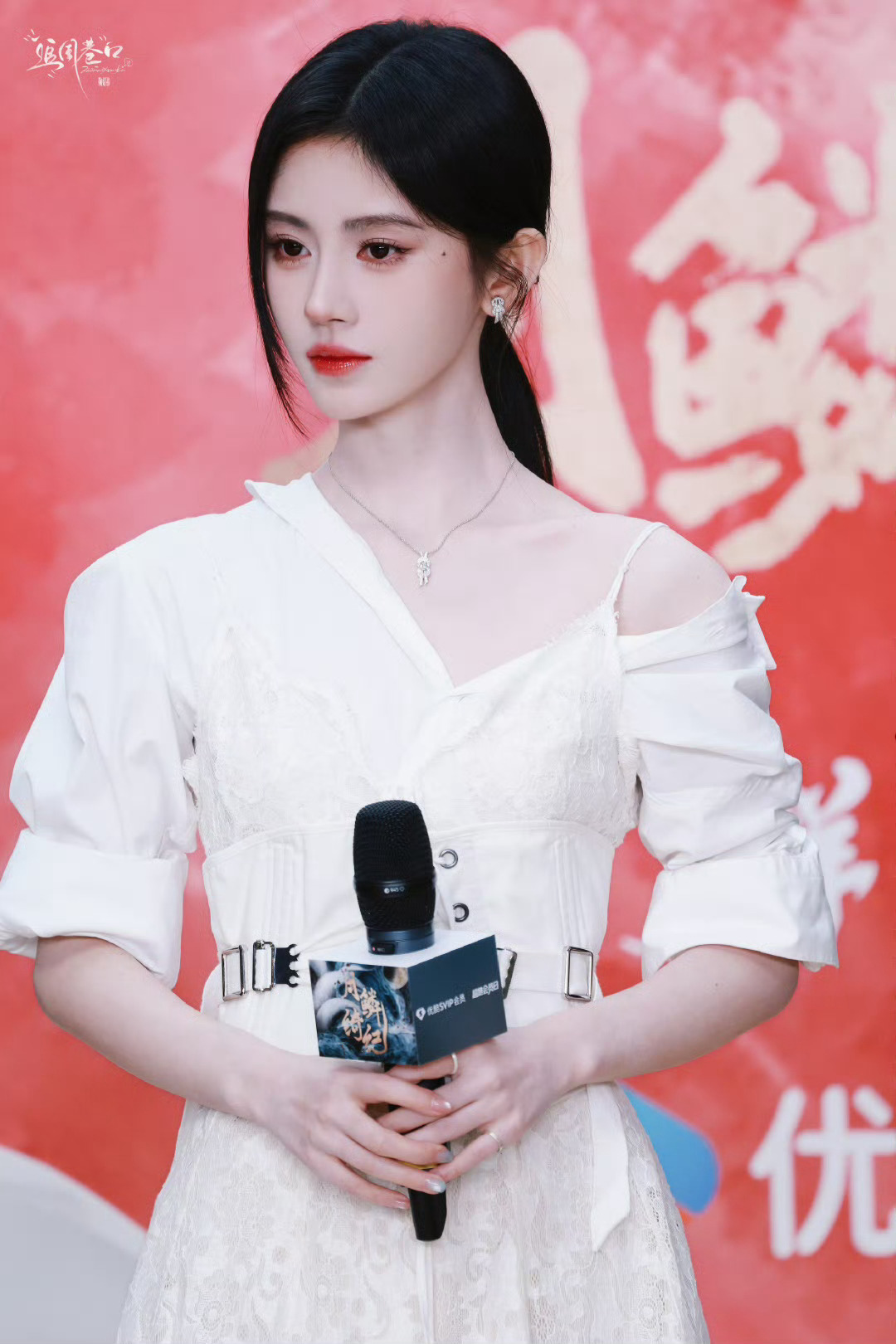 鞠婧祎 jjy鞠婧祎阿黛 jjy鞠婧祎来战 “玫瑰花瓣飘落海岛，思念随风飘向远方