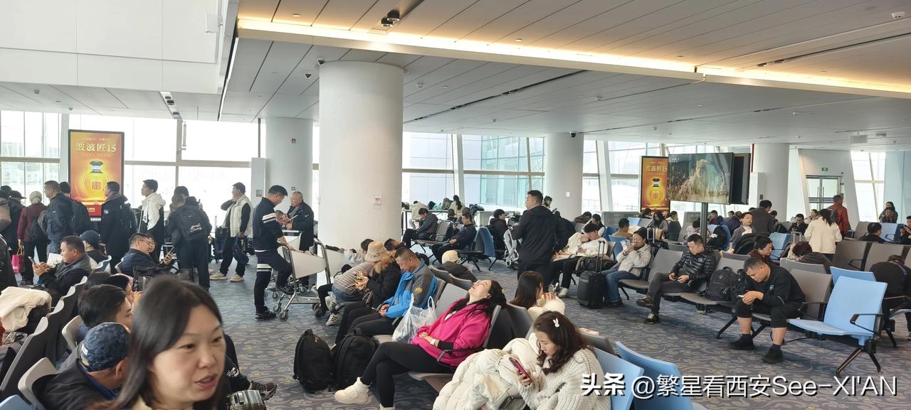 最近看到有自媒体发布了西安东站建设的相关视频。也看到了下面网友留言，好奇为什么西
