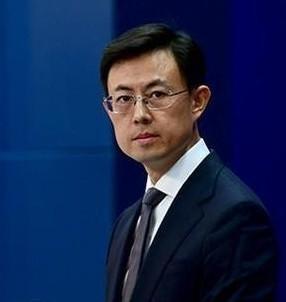 谁能想到，大洋彼岸那个正被34.5万亿美元巨额国债压得喘不过气的超级大国，如今竟