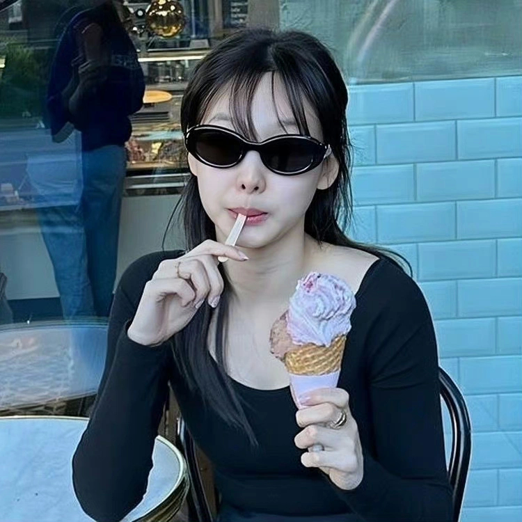 𝐒𝐡𝐚𝐫𝐞·头像 ​​​˗ˏˋ 🍨 ´ˎ˗ ​​​