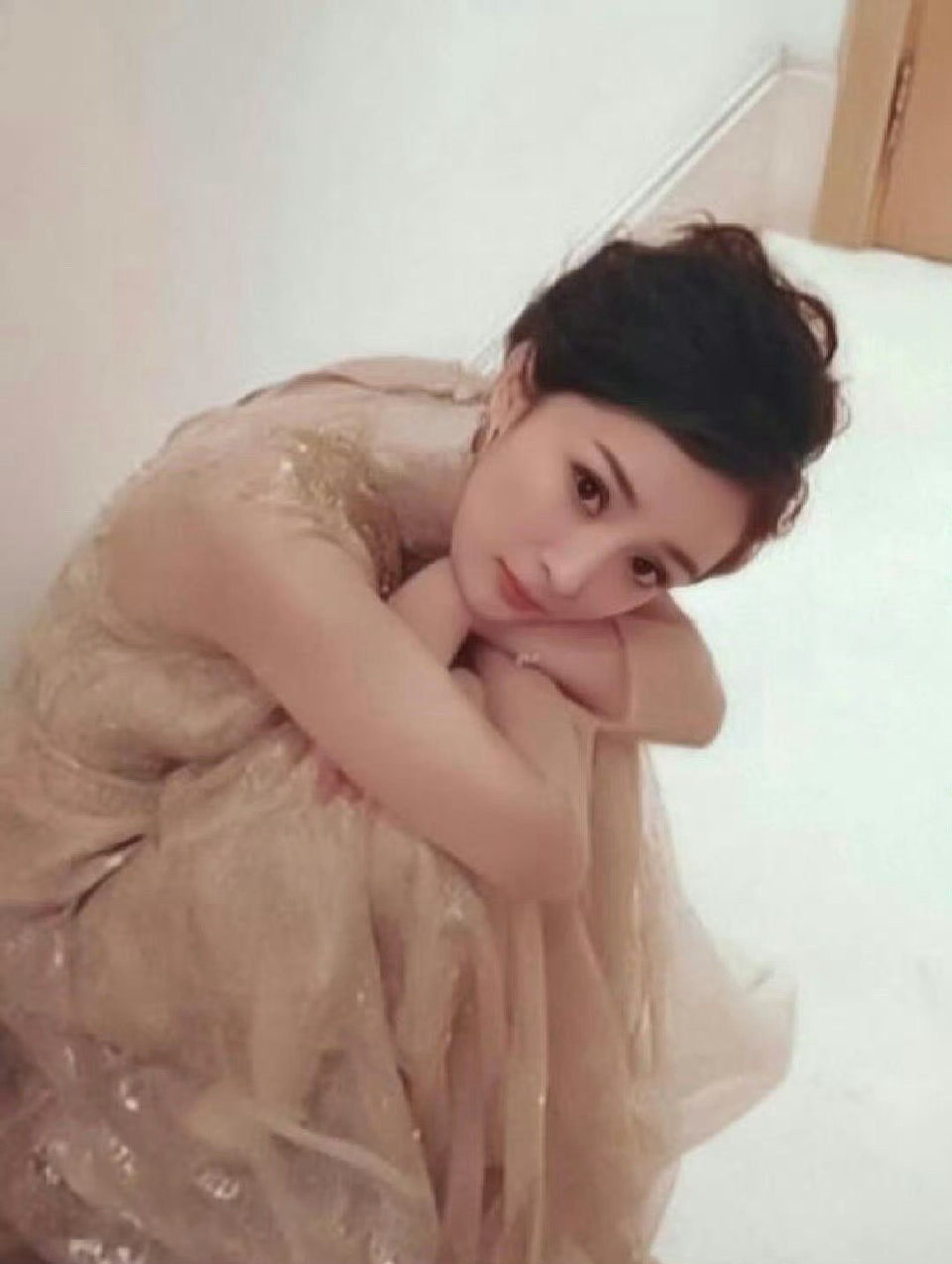 杨幂cl品牌全球代言人ym杨幂简醇品牌代言人ym哪有什么一夜成名 只不过是苦尽甘