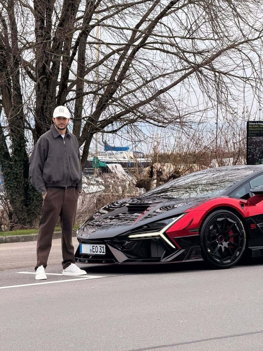 奥康开了一台mansory改的大牛🐮f1