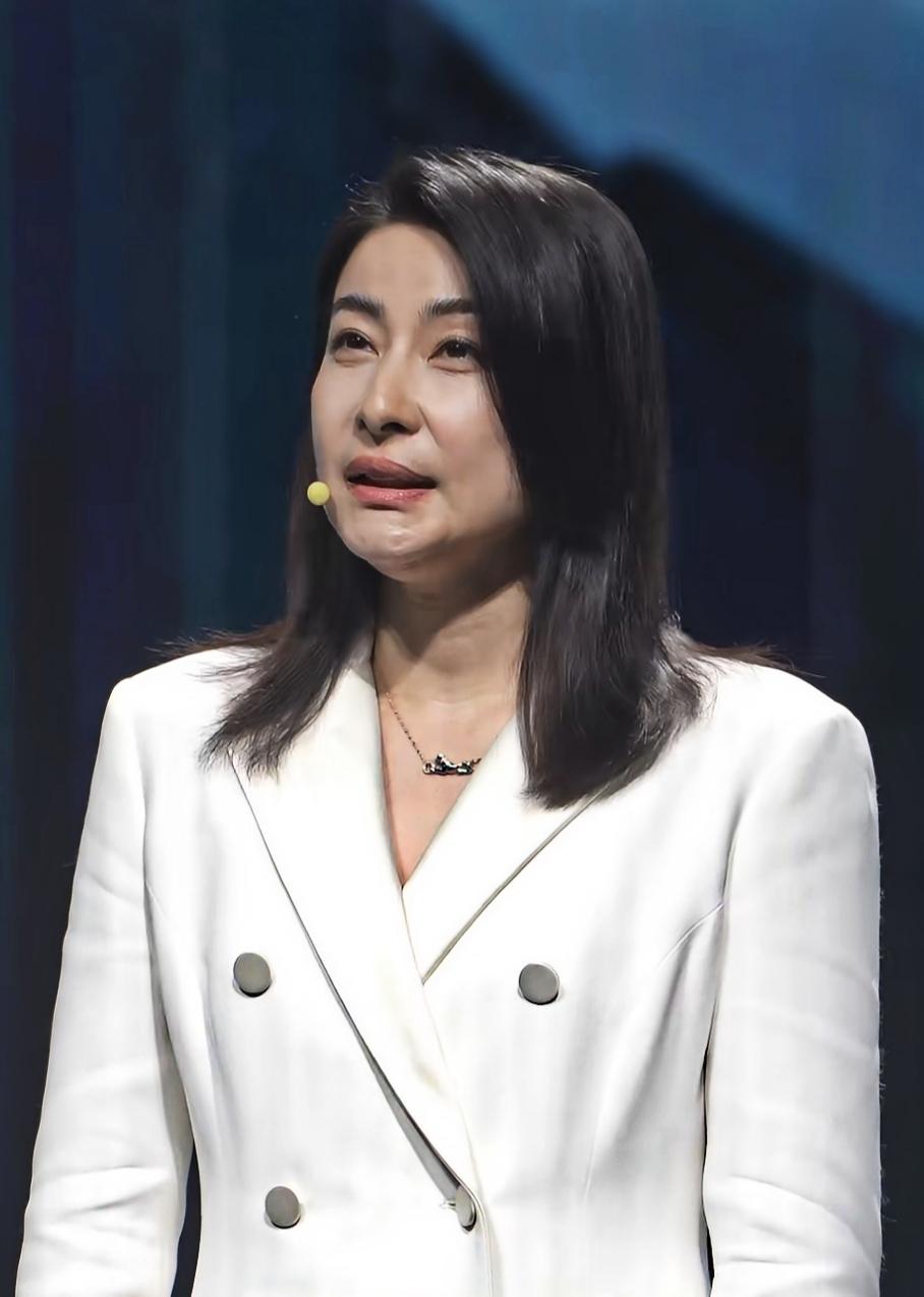 郭晶晶，无美颜无滤镜的状态