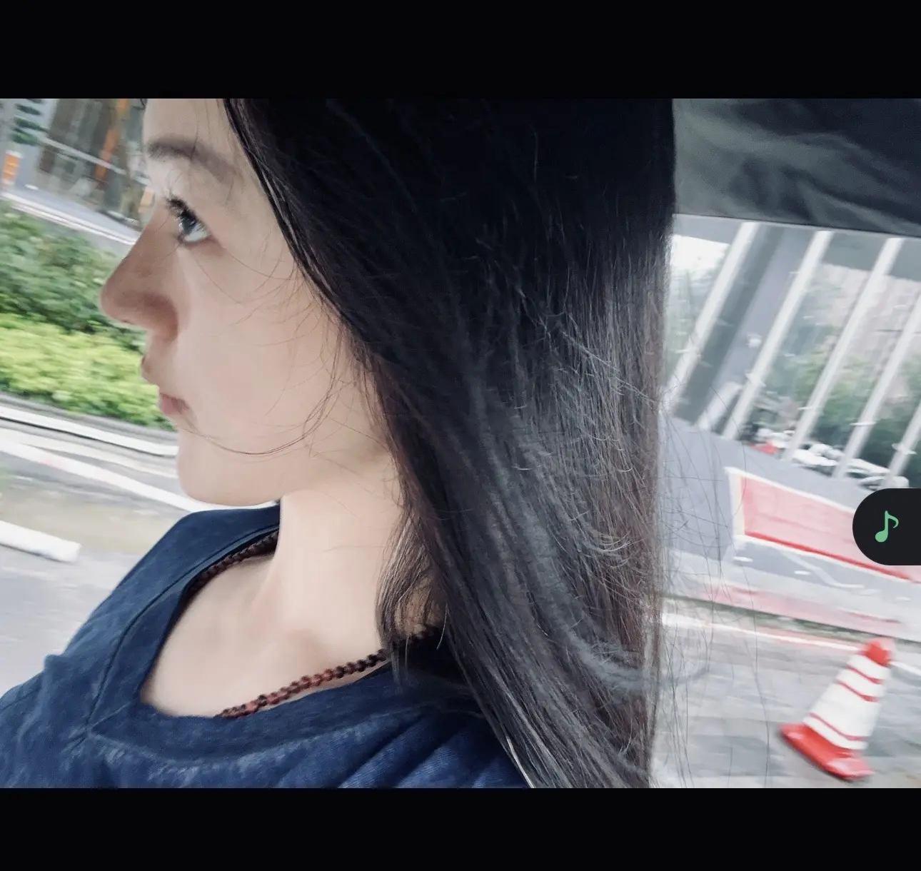 一点点倔强再加全部硬扛 等于 现在的我🎠