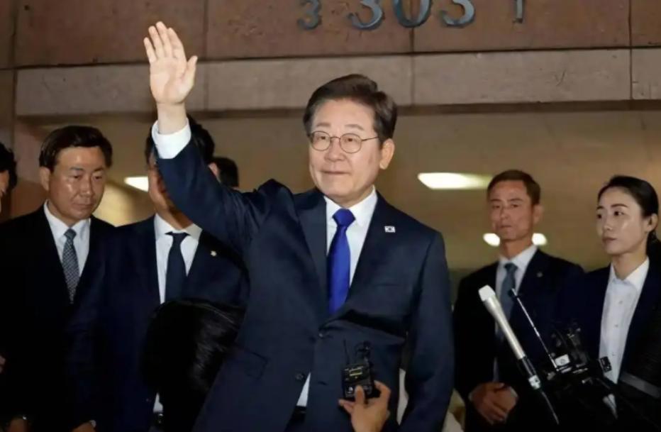 韩国总统李在明突然宣布，1月9日，韩国总统办公室发声明：李在明将于（13日）对日