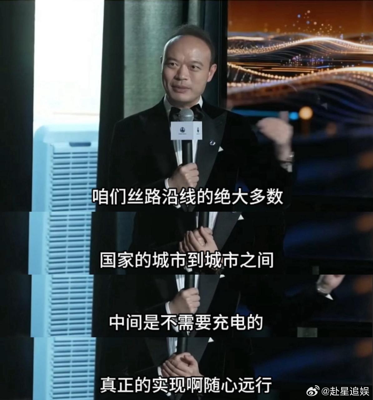 来上海解锁电车美学盛宴 上海的夜，因电车而多了一份灵动。它不张扬，却处处透着精致
