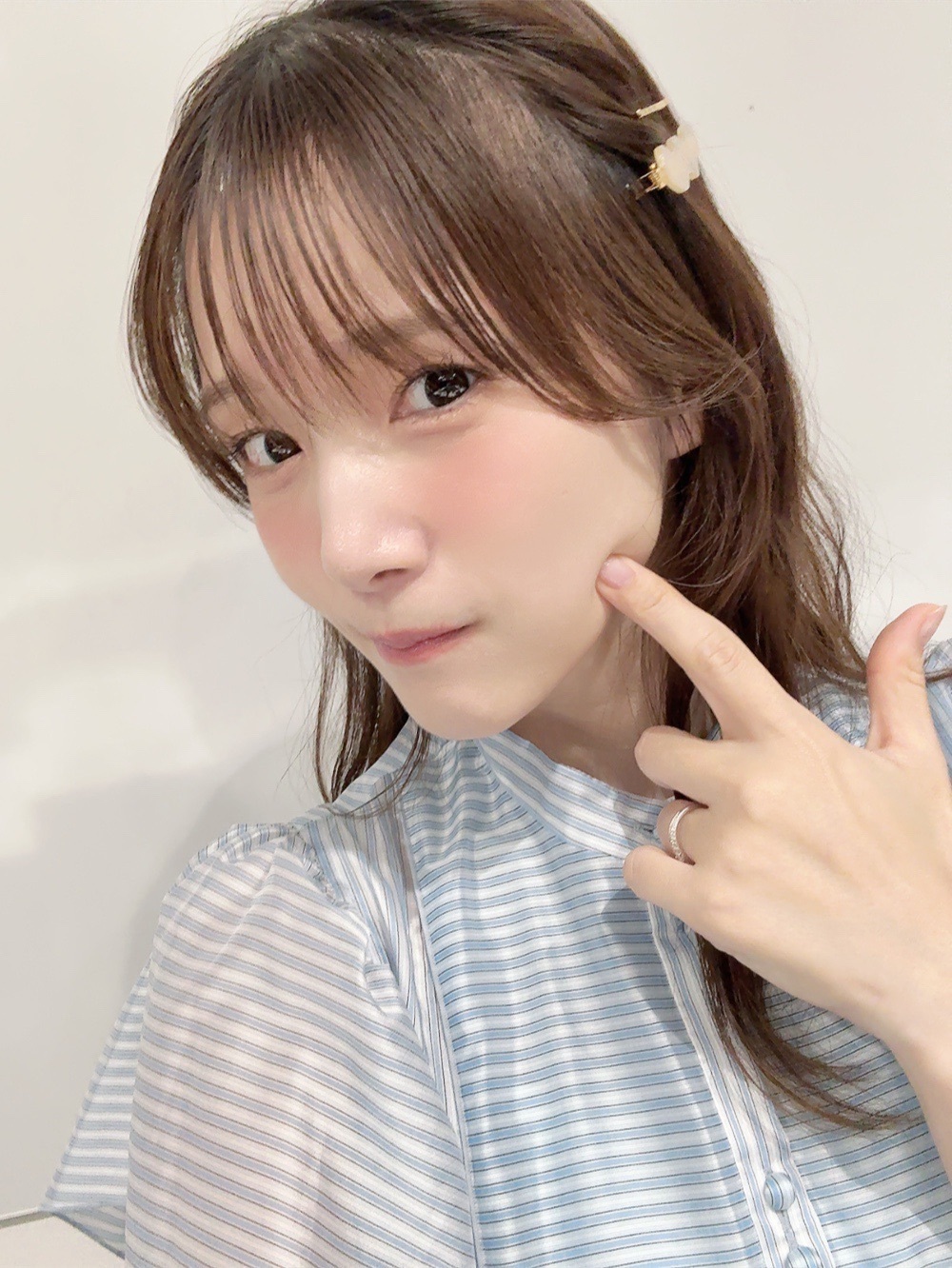 内田真礼