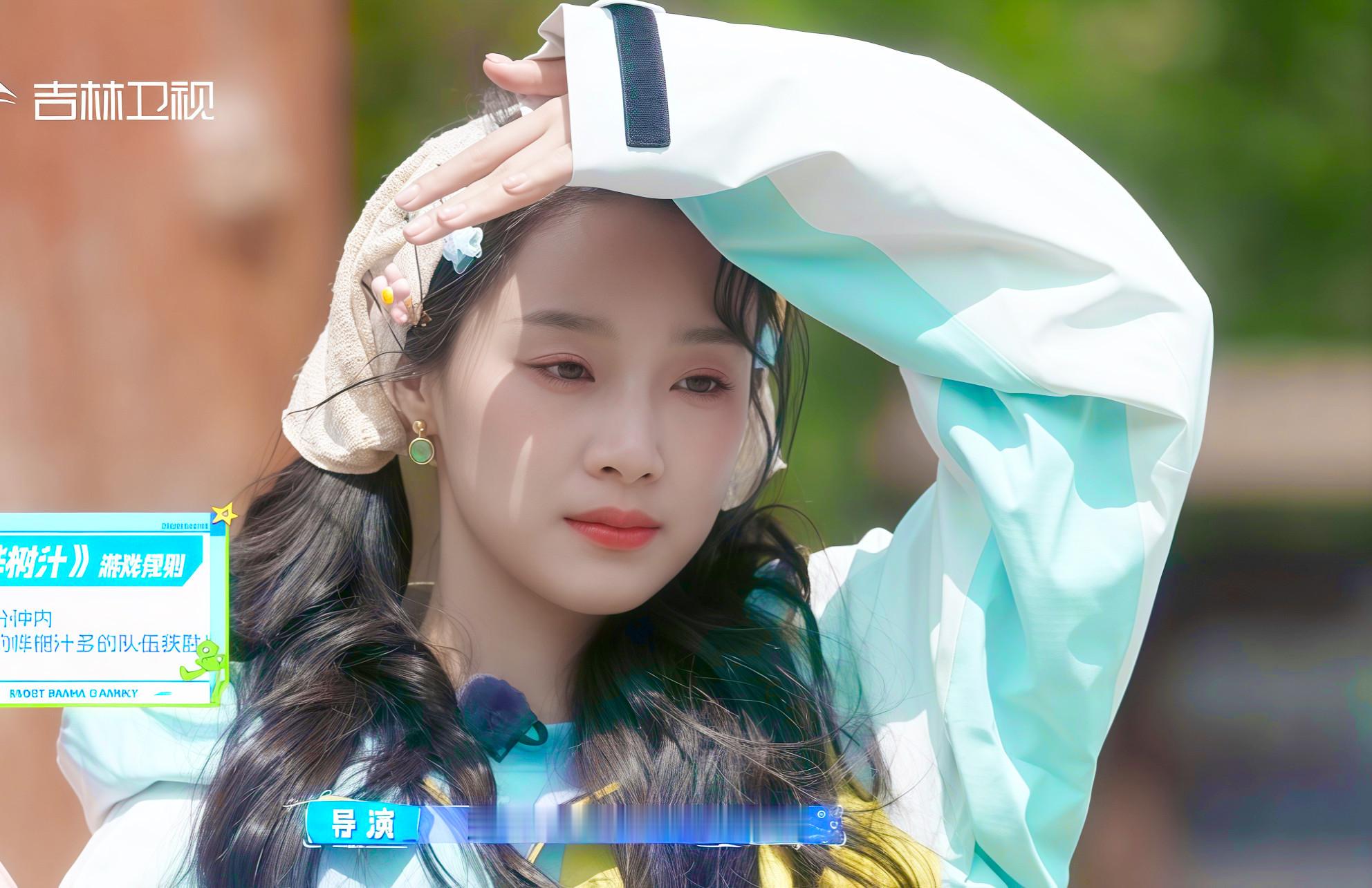 超级美的小亿青年演员王小亿