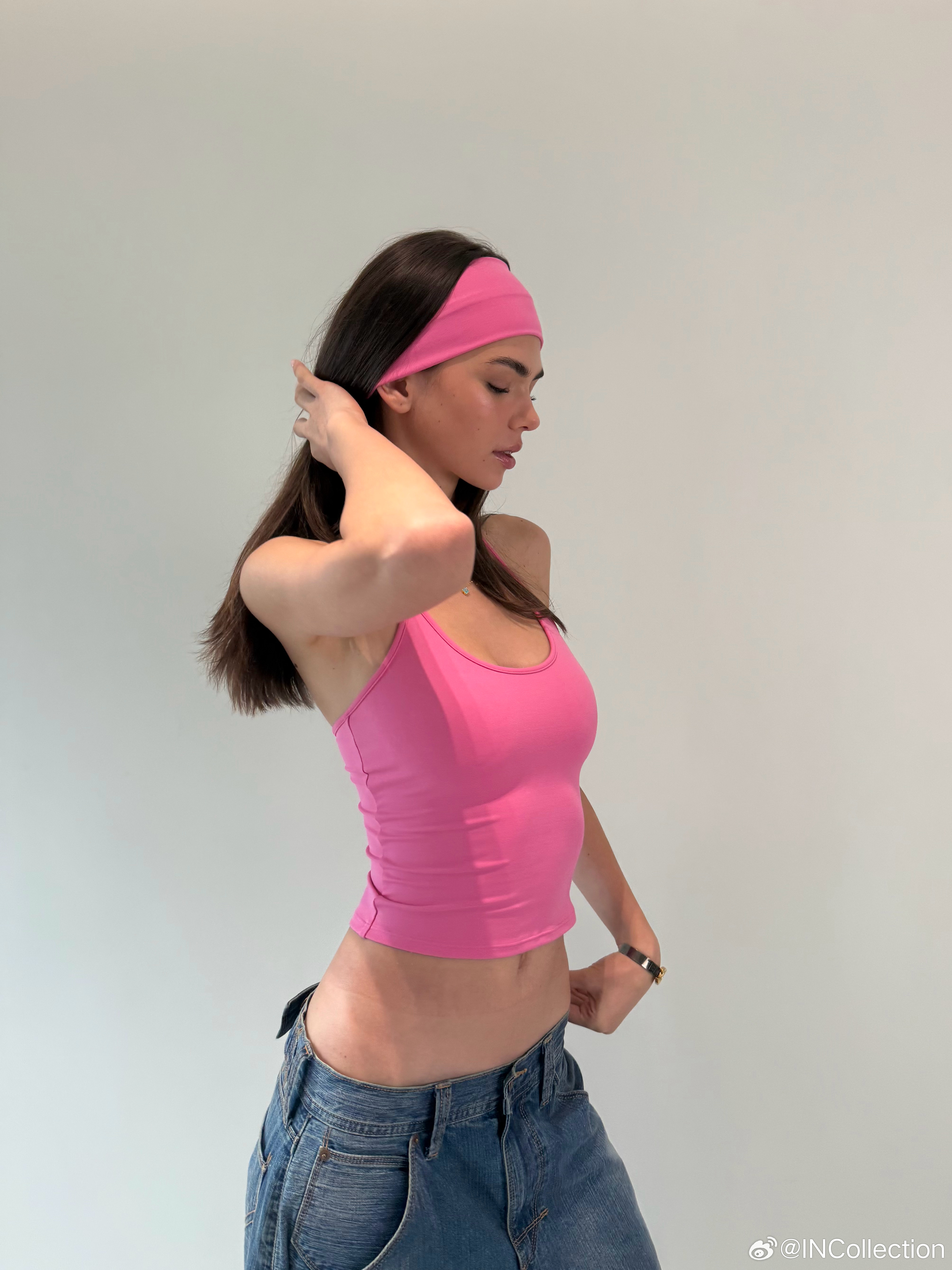 大家问的蕾丝吊带即将下单目前只下了黑色看看还想加什么颜色告诉我⬇️ 