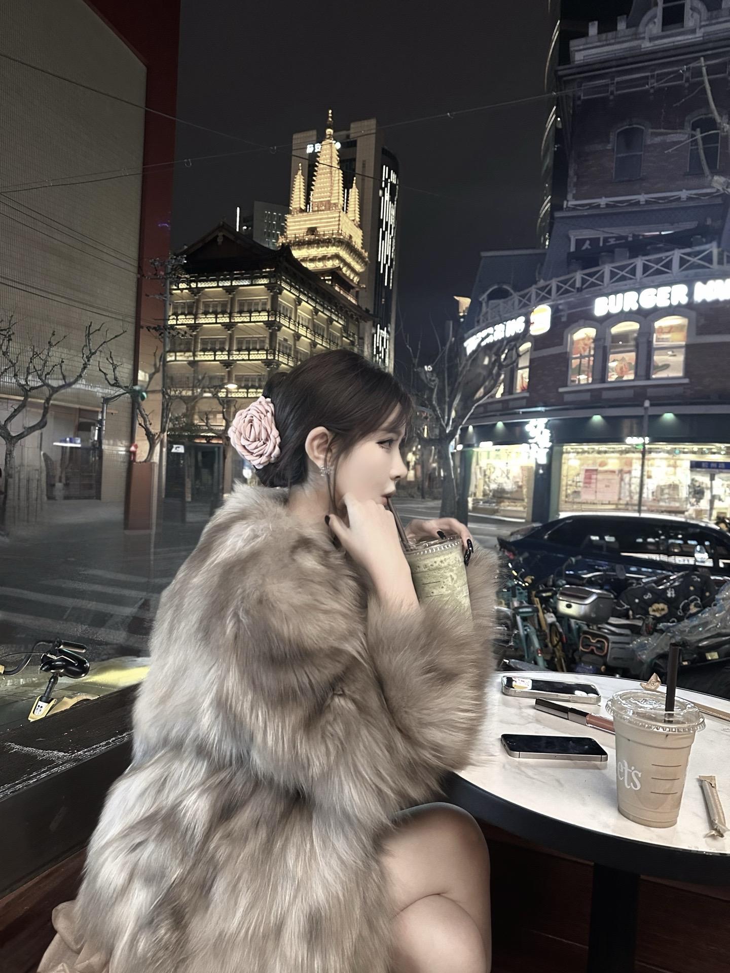 亲密关系的壳里根本没有人在相爱