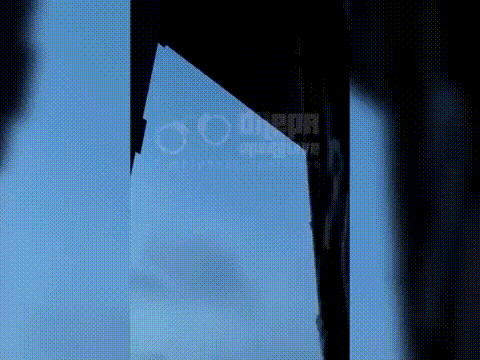 “炸！炸！炸！”4月27日凌晨，俄罗斯海军和空天军联合对乌克兰全境，发射了一波导