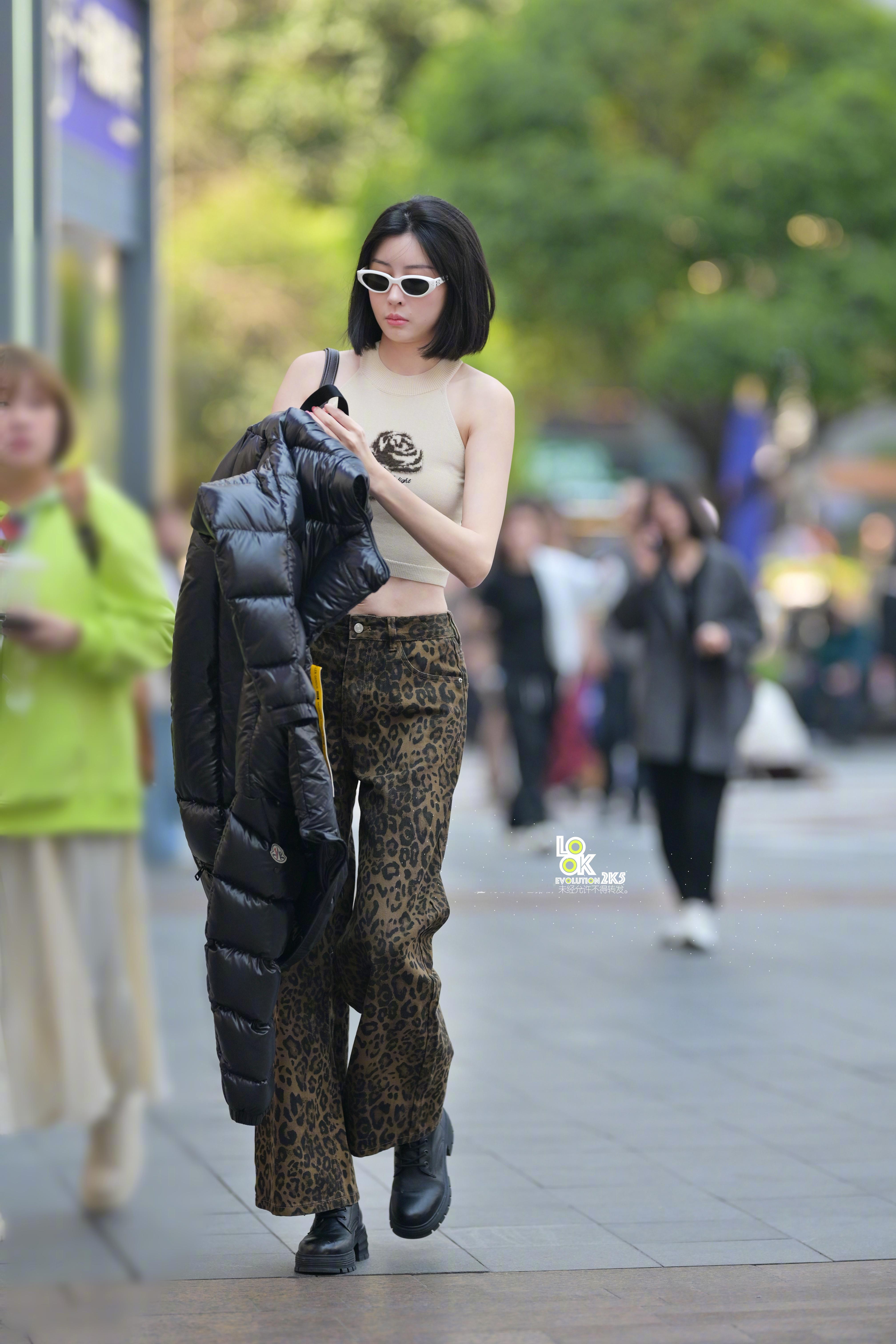 今天早上的都很酷哈！ 