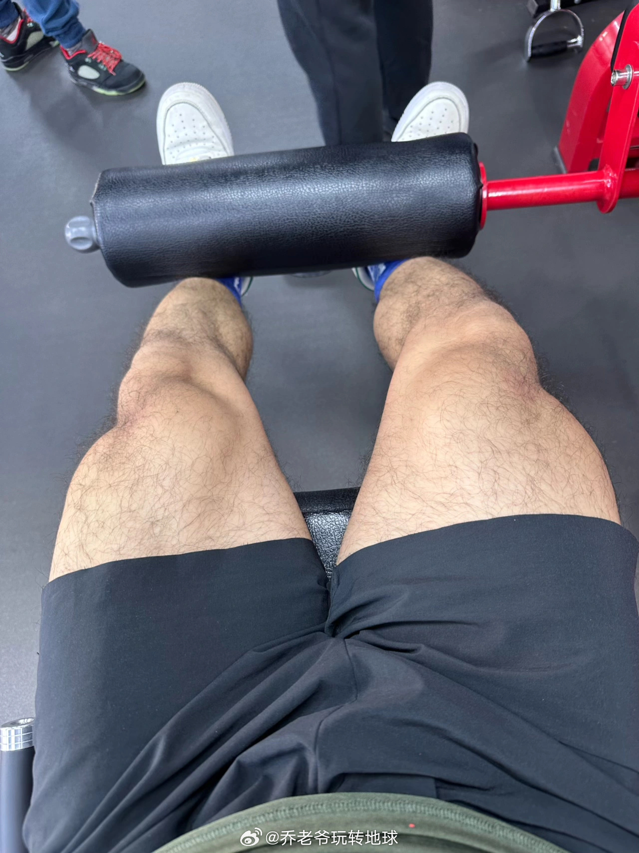 原来大腿粗的人更长寿 看完徐医生的科普，第一反应不是去量腿围，而是想到现在很多人