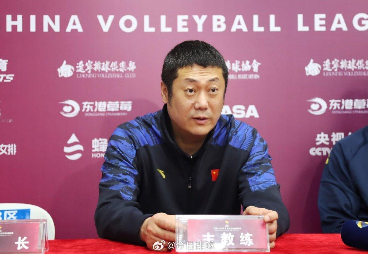 排球微评  我的一个个人的观察，不一定准确啊。赵勇到国字号球队转了一圈回来，感觉