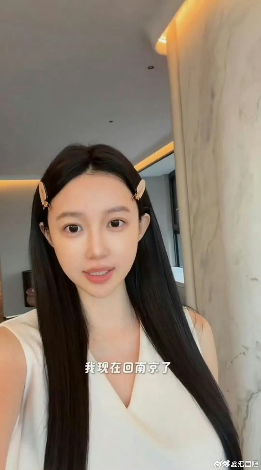 潘玮柏妻子宣云疑怀二胎潘玮柏妻子疑怀二胎宣云更新娘家过节日常，居家镜头里孕感十足