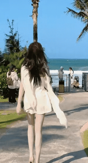 阳光，海风，沙滩，美女…
人生还有啥奢求的