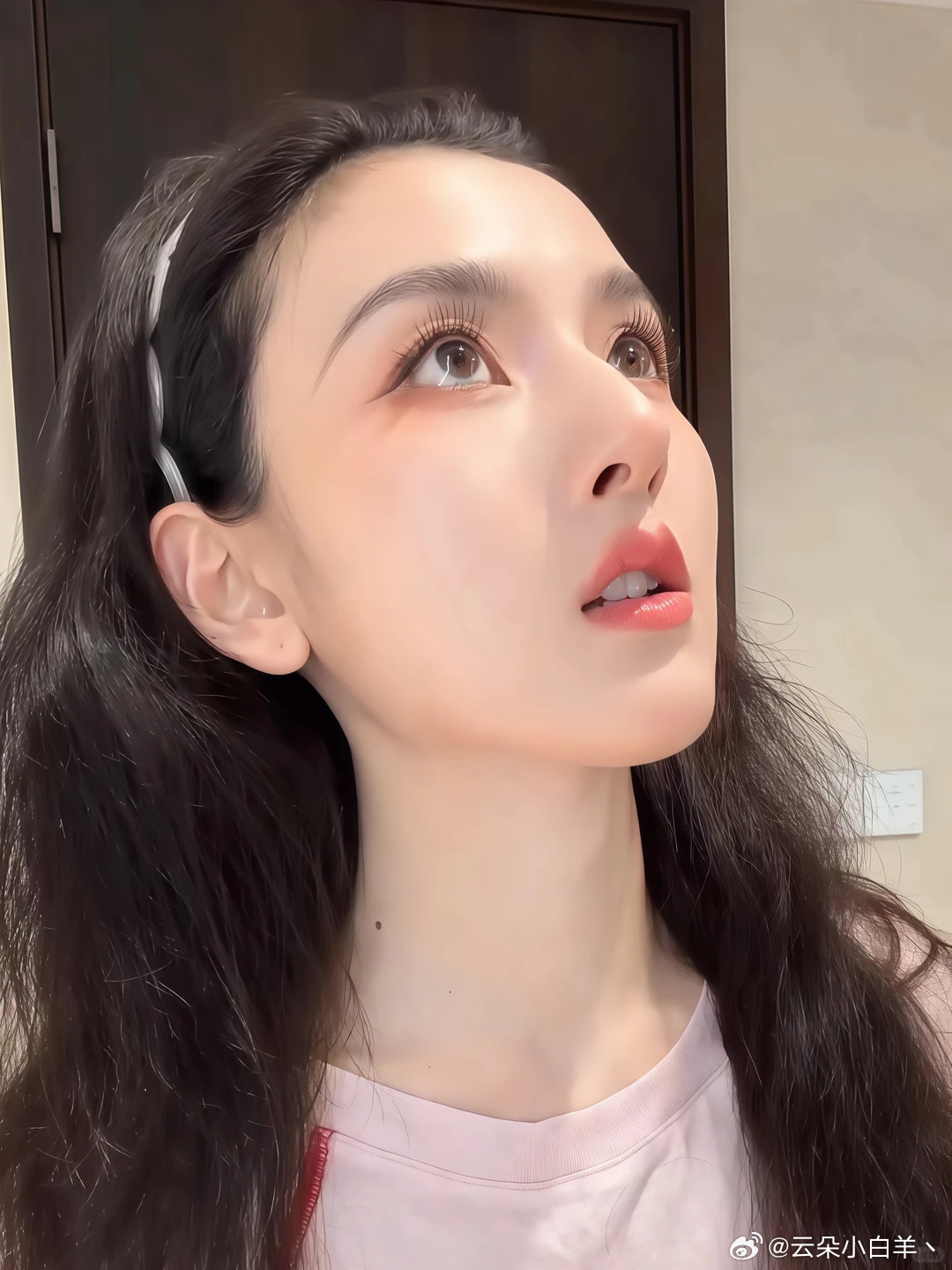 宋祖儿 我一直忍不住在截图，好像洋娃娃 