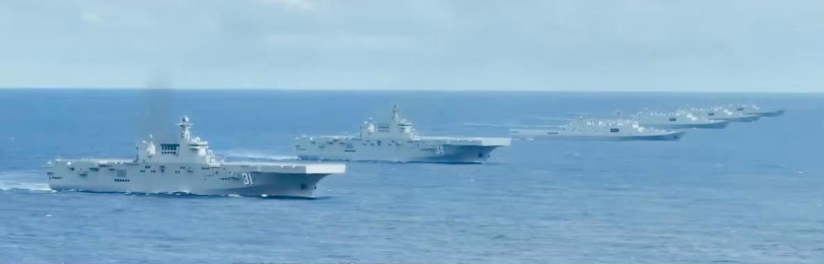 东大强大的两栖舰队舰群 [灵光一闪]

第二批次075已经开工，今年就将下水！0