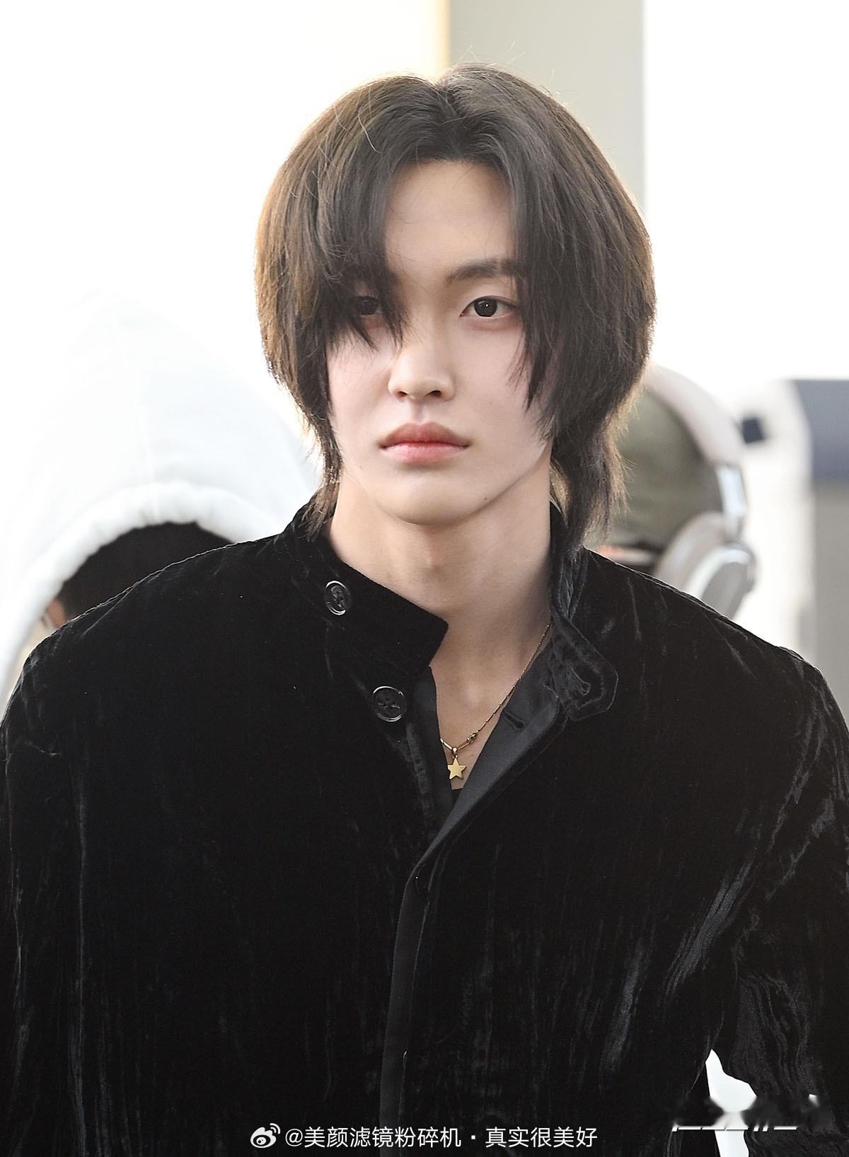 朴元彬今日机场新闻图 