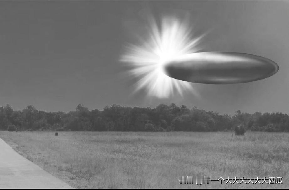 美国政府突然在这个时候公布了大量的UFO相关画面，
其实意图已经非常明显了，
就