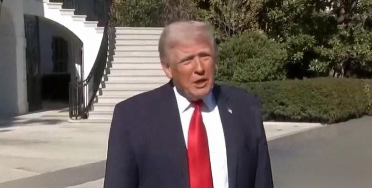 特朗普表示，和伊朗签不签署协议，我完全不在意，倘若中国向伊朗输送武器，必将为此付