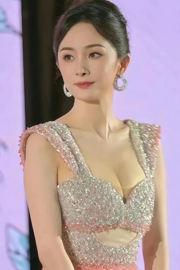 40岁的杨幂如今事业稳定、经济独立，很多人猜测她未来可能很难再婚，但原因并不是外