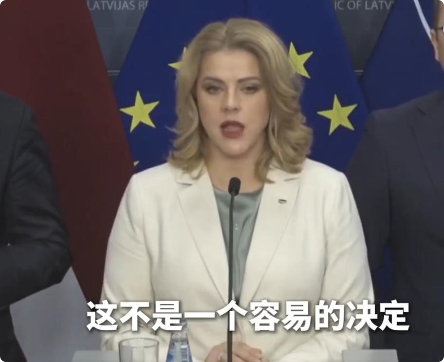 拉脱维亚美女总理“体面”辞职，打肿了多少权势人物的脸？

在很多国家，政客们为了