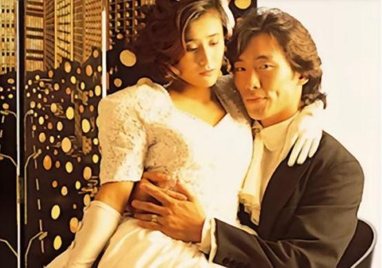 1991年，郑浩南与大岛由加利的结婚照，两人在1990年因为在影视作品中合作而相