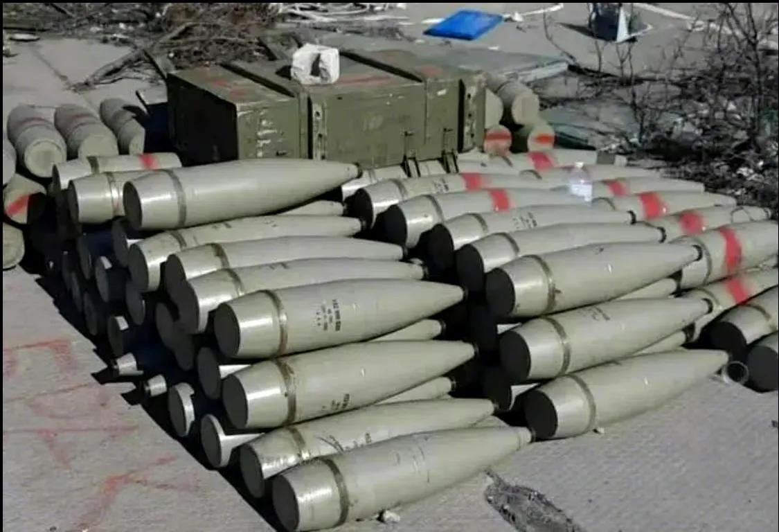 目前俄罗斯军工企业生产炮弹的速度是美欧加起来的3倍多，而且成本还只有西方国家成本