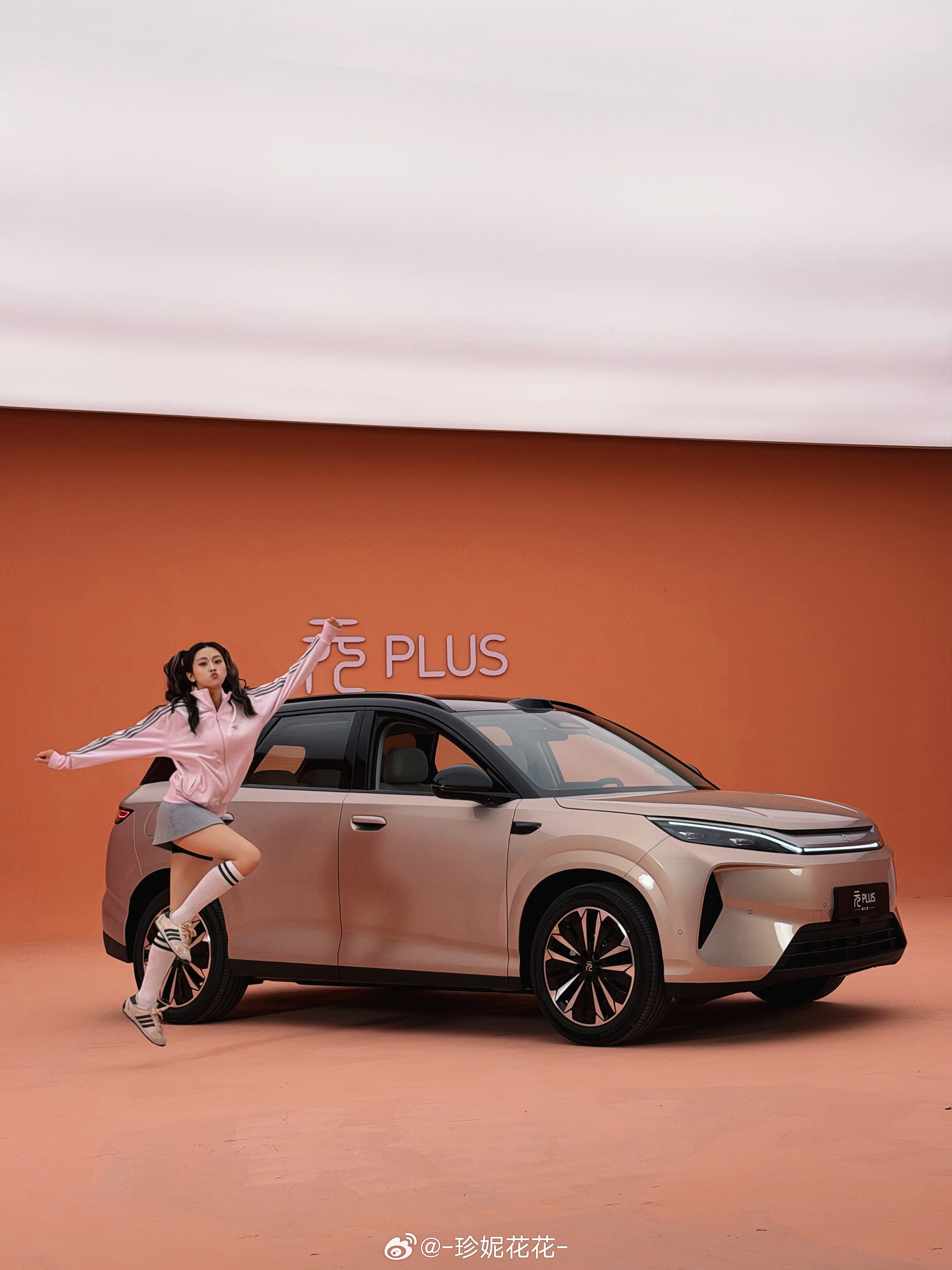 第三代元PLUS正式上市售价区间是11.99万-14.99万元～我觉得最核心的亮
