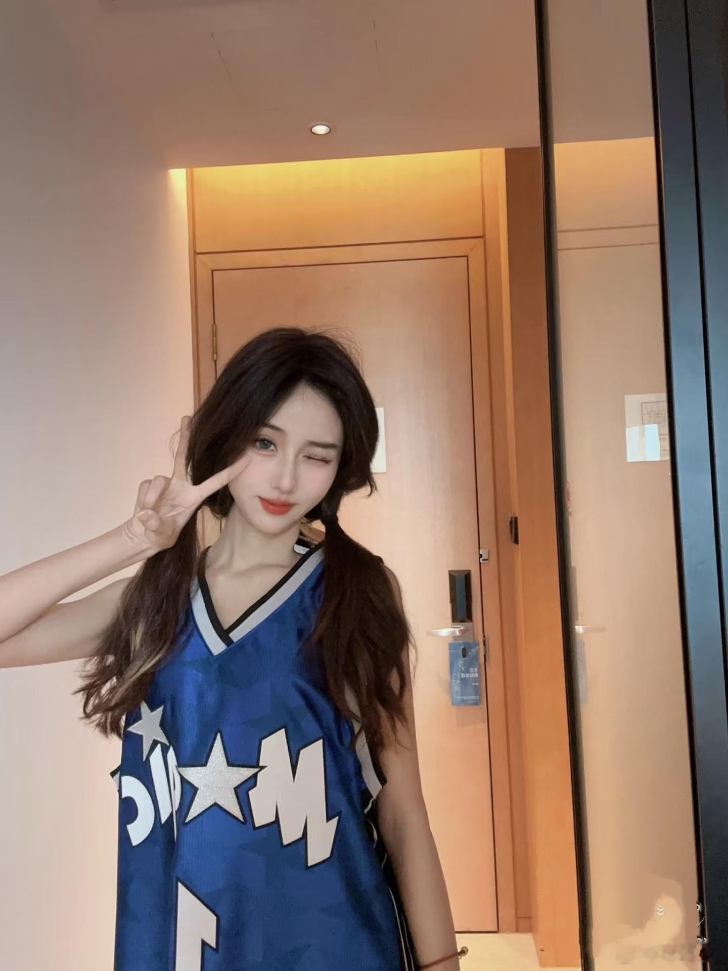 30年后再看约基奇，也是一头远古巨兽啊。魔术队总是会玩魔术