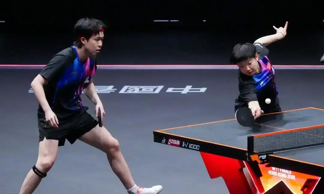 3比0，这赢面哪怕是放在教科书里都挑不出毛病。
 
可我看完全场，心里却堵得慌。