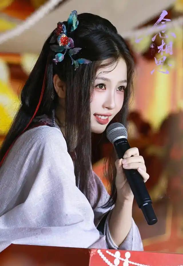 虞书欣何盼撞型白鹿桑酒，同演蚌精遭拉踩，到底谁在绑架仙侠审美 