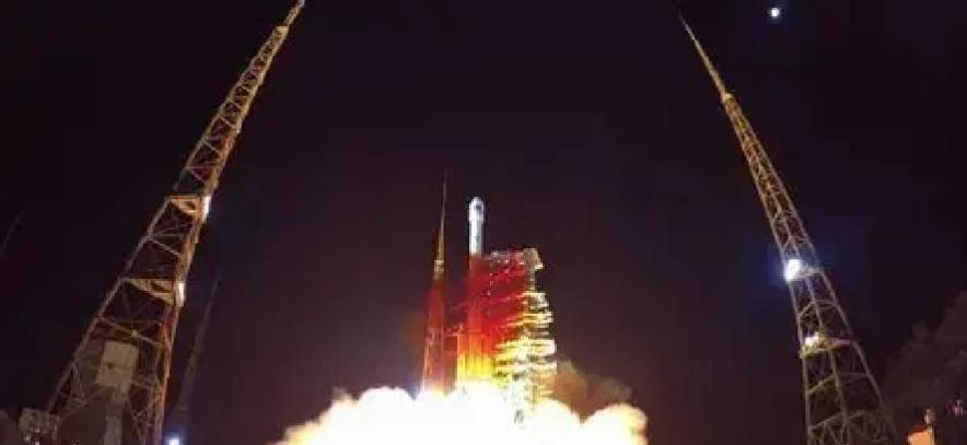 3.6万公里高空给北斗卫星“加油”！闷声干成的航天突破。最近一条源自港媒的航天方