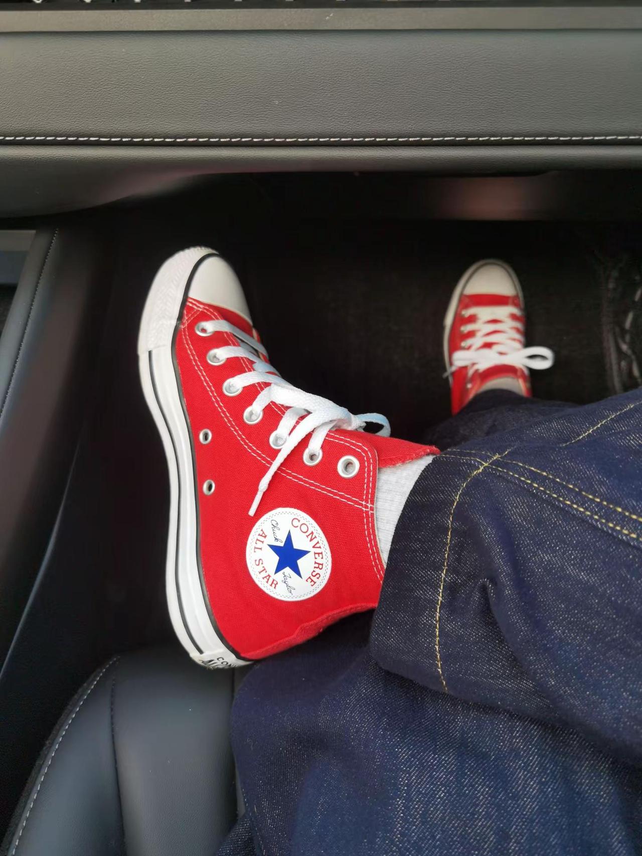 匡威还在，青春不在，18岁的梦，42岁的人😅匡威