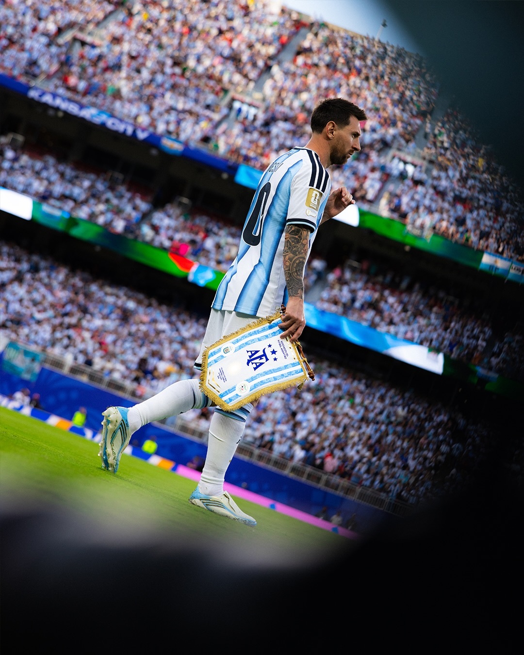 这个早晨，这个夜晚，太疯狂了！🐐⚽️👟🎩梅西阿根廷国家队阿根廷球迷俱乐部