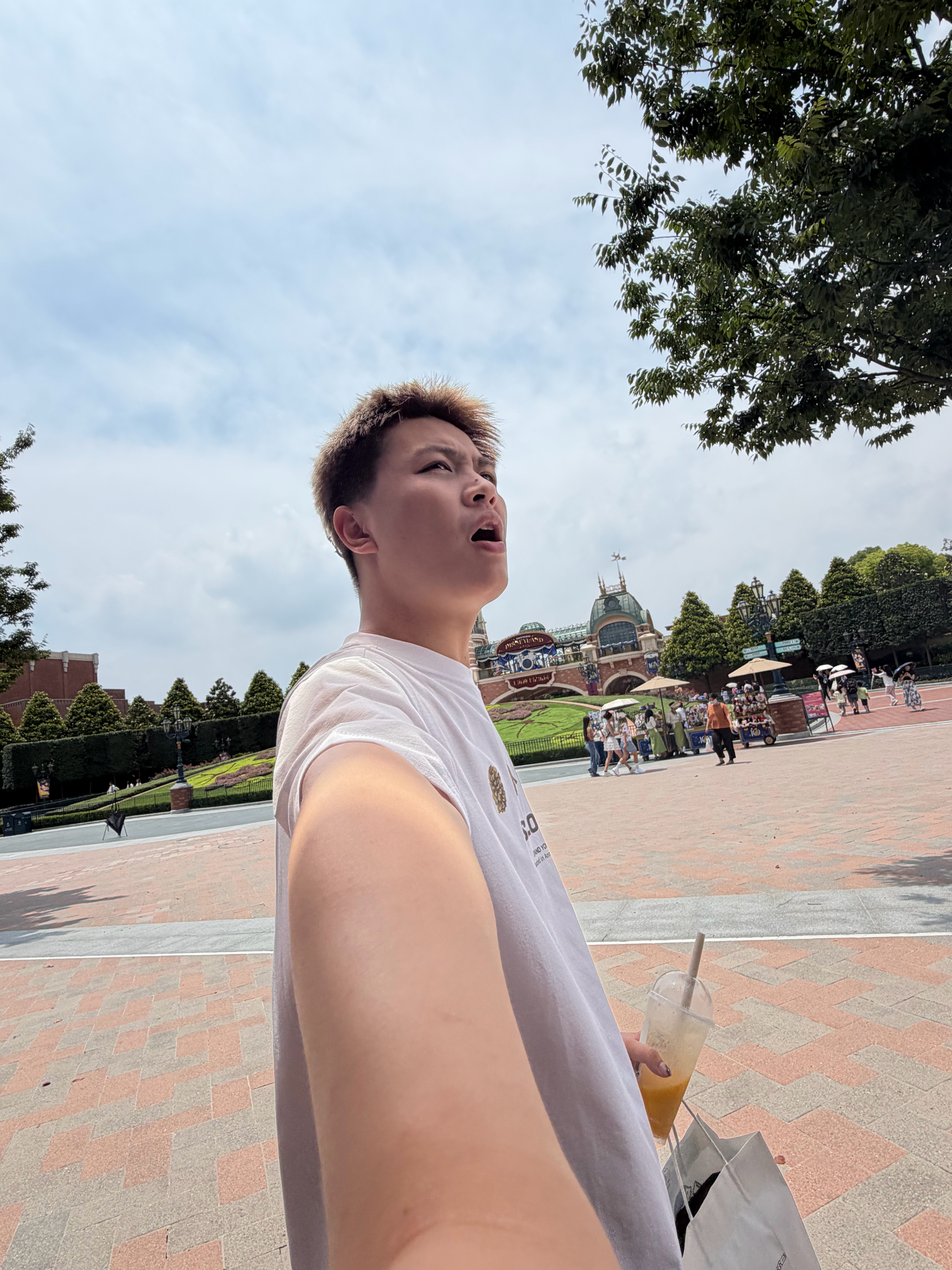 热懵逼了 