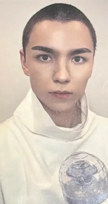 这是同一个人啊 